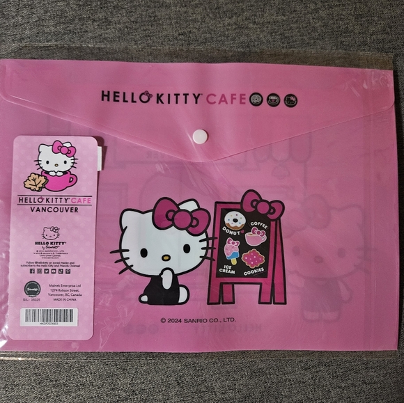 Hello Kitty Cafe Folder - Picture 3 of 3
